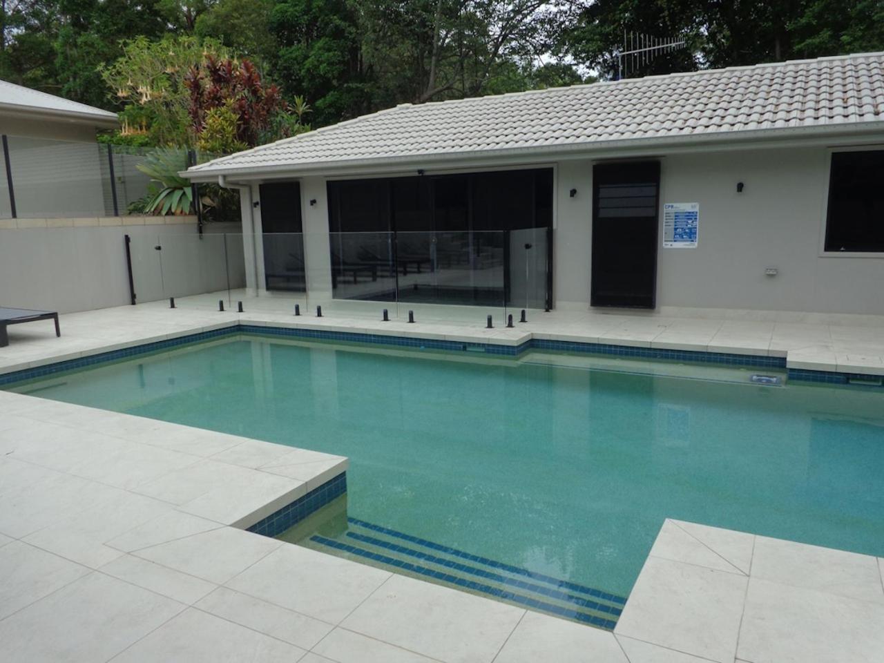 Hotel Noosa Buoys Tinbeerwah Exterior foto